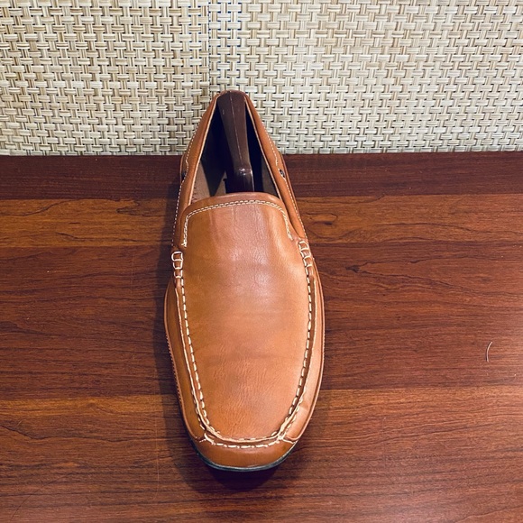 🌟HP🌟Like New! Madden M-Need Tan Faux Leather Slip-On Loafer 9.5 - Picture 4 of 12